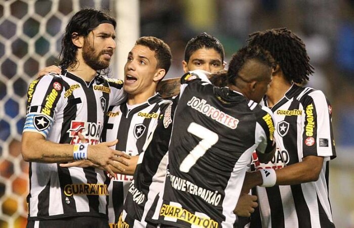 Santos, Botafogo e Fluminense em campo