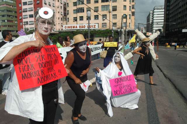 Legalização/Aborto