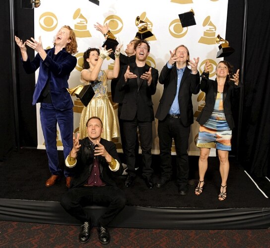 Banda Arcade Fire é consagrada no Grammy