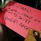 Bruno Gagliasso e Matheus Nachtergaele se beijam em protesto contra Feliciano