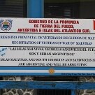 Ilhas Malvinas: 30 anos depois da Guerra Internacional - Mapas, cartas, posteres e memoriais argentinos, na cidade de Ushuaia, capital da Província da Terra do Fogo, lembram a Guerra das Malvinas e deixam clara a posição do país sobre a questão - Foto: Solly Boussidan/AE