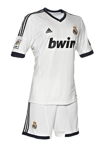 O Real Madrid já tem novo uniforme para a temporada 2012/2013