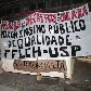 Palco de manifestações durante os anos