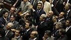 Parlamentares da oposição tentam obstruir votação de substitutivo do projeto de lei que altera a meta fiscal