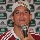 Thiago Neves, ex-Fla, é recebido com festa no Fluminense