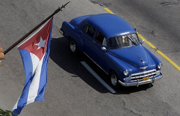 O comércio particular de carros também foi autorizado pelo regime dos irmãos Castro