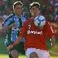 Giuliano, do Internacional, tenta dominar a bola no 0 a 0 com o Grêmio, no Estádio Beira-Rio Giuliano, do Internacional, tenta dominar a bola no 0 a 0 com o Grêmio, no Estádio Beira-Rio