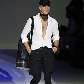 Desfile da marca italiana Emporio Armani, na Semana de Moda Masculina de Milão, Verão 2011