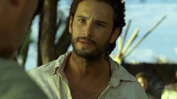Rodrigo Santoro em cena do seriado 