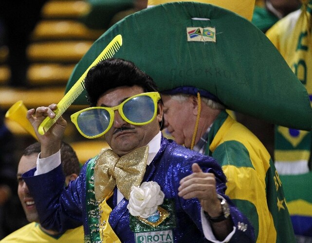 Da arquibancada, torcedor do Brasil esperava ver um futebol mais bonito em campo