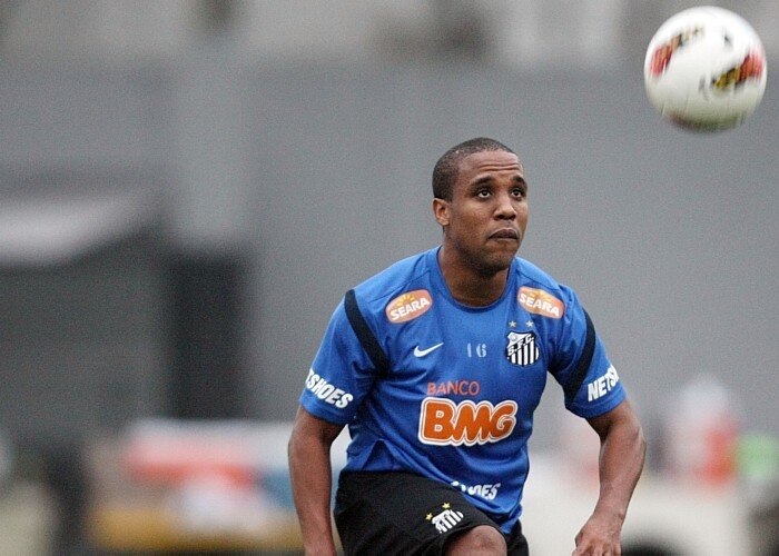 Santistas e corintianos se preparam para o primeiro jogo da semifinal da Libertadores