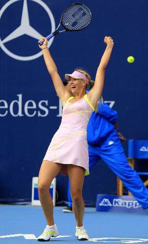 Russa Maria Sharapova parece não acreditar na vitória na China