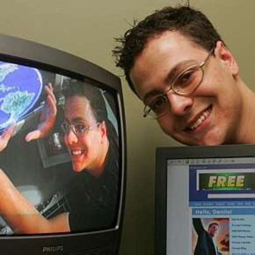 MySpace chega ao Brasil e quer usuários do Orkut, como Danilo Nascimento. 5/11/2007