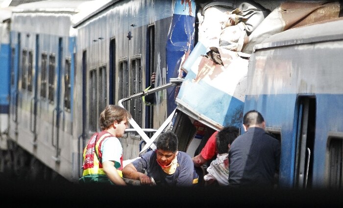 Acidente de trem em Buenos Aires deixa mortos e feridos