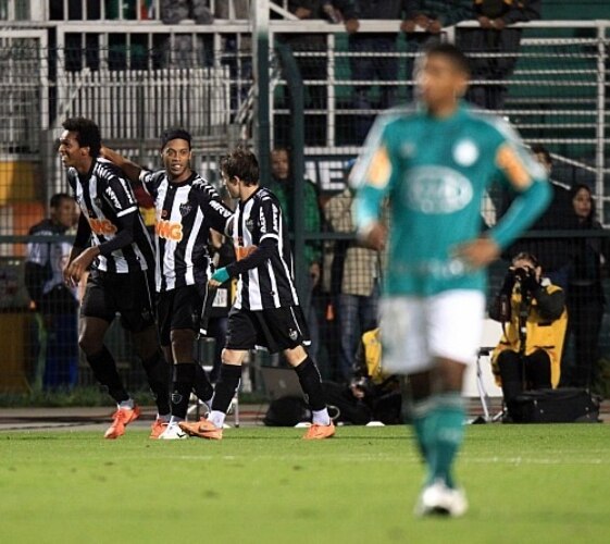 Ronaldinho estreia no Atlético-MG contra o Palmeiras