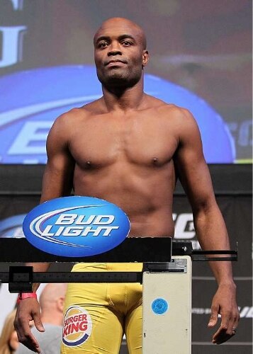 A agitação tomou conta de Las Vegas antes do UFC 148, que será em 7 de julho