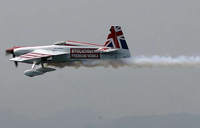 Prova do Red Bull Air Race, no Rio de Janeiro, é cancelada devido aos fortes ventos deste domingo