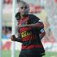 Weldon marca três gols na vitória do Sport Recife sobre o Flamengo Weldon marca três gols na vitória do Sport Recife sobre o Flamengo