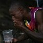 Haitianos revivem no Acre a miséria de um país