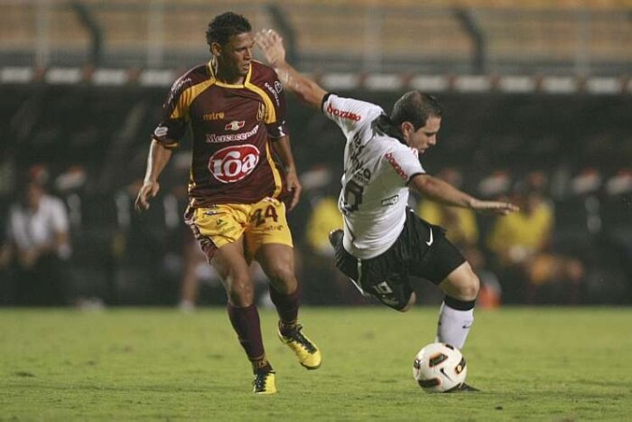 Na Libertadores, o Corinthians teve grandes talentos vestindo a 10 . Nenhum, porém, teve destaque