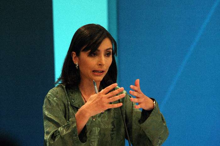 Soninha Francine, do PPS, durante o terceiro debate eleitoral de TV, promovido pela Rede Record