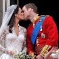 Beijo entre o príncipe William e sua esposa Kate, duquesa de Cambridge