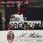 Pato comemora gol para o Milan na eliminação da Copa da Uefa