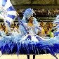 A escola de samba Beija-flor de Nilópolis desfila na Sapucaí, no Rio de Janeiro