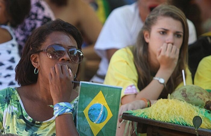 Torcedores cariocas se reunem para assistir final olímpica; Brasil fica com a medalha de prata