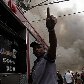 Incêndio consome galpão na Mooca, na zona leste de São Paulo