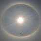 SP vê anel colorido formado por cristais de gelo envolver o sol, em fenômeno conhecido como halo.