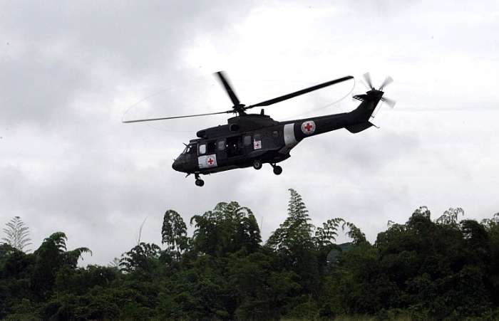 Helicóptero brasileiro decola para resgataer Pablo Moncayo, refém há 12 anos