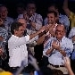 Aécio assume PSDB e ataca fragilidades do governo Dilma