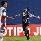 Douglas comemora gol para o Corinthians