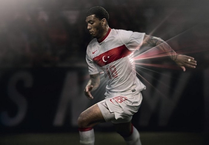 Confira os novos uniformes de algumas seleções participantes da Euro Copa 2012