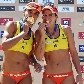 Juliana e Larissa comemoram a conquista da etapa de Brasília do Circuito Mundial de vôlei de praia