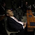 Votação da MP dos Portos na Câmara Nacional - Alguns parlamentares cochilaram durante o processo de votação da MP dos Portos, como o deputado Darcísio
Perondi (PMDB/RS), na quinta feira, 16/5 - Foto: Dida Sampaio/AE