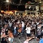 Torcedores acompanham a vitória do Corinthians na quadra da Gaviões da Fiel