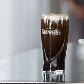No segundo dia da visita à Irlanda, Elizabeth II vai ao museu da cerveja Guinness