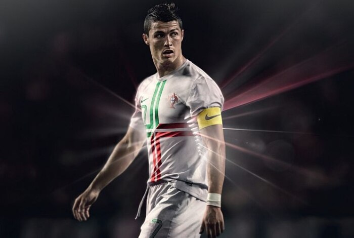 Nike apresenta detalhes dos uniformes de Portugal, França e Holanda para a disputa da Euro 2012
