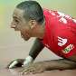 Líbero Serginho se atira para defender bola na Superliga Líbero Serginho se atira para defender bola na Superliga