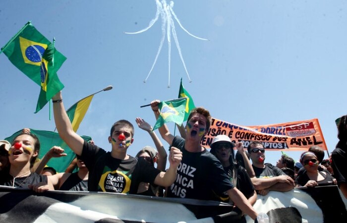 Marcha andou pela Esplanada, Praça dos Três Poderes, e terminou em frente ao Ministério da Justiça 