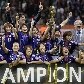 Japonesas comemoram o título da Copa do Mundo feminina de futebol Japonesas comemoram o título da Copa do Mundo feminina de futebol