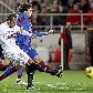 Luis Fabiano chuta a bola para fazer seu terceiro gol na vitória do Sevilla por 4 a 1 no Levante Luis Fabiano chuta a bola para fazer seu terceiro gol na vitória do Sevilla por 4 a 1 no Levante
