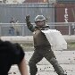Estudantes e policiais entram em choque no Chile; cem mil saem às ruas de Santiago para protestar 