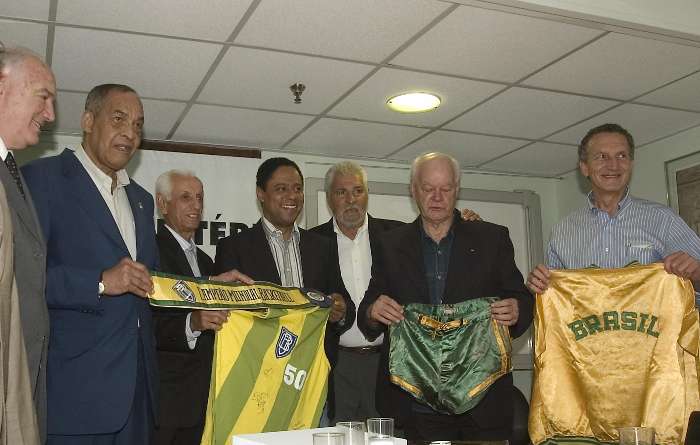 Campeões mundiais de 1959 são homenageados em Brasília