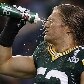 O linebacker Clay Matthews, do Green Bay Packers, se prepara para a partida 