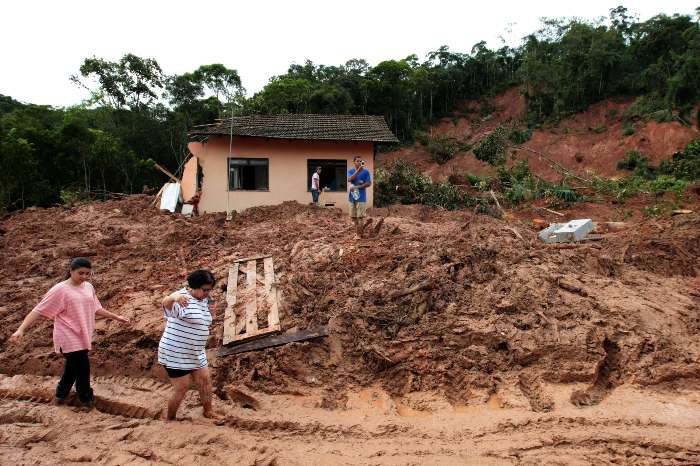 Na maior parte das cidades, a cena que fica após águas baixarem é a de prejuízos