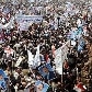 Saleh decretou o estado de emergência devido à escalada da violência nas manifestações Saleh decretou o estado de emergência devido à escalada da violência nas manifestações