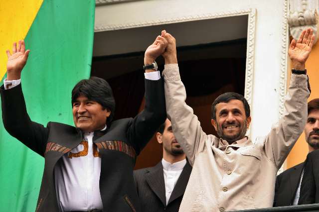 Ahmadinejad na bolivia